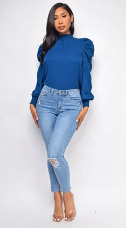 Making Moves Light Wash Blue Knee Ripped Jeans -Deals Dress Store DSC 0543 5 scaled